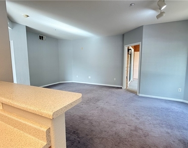 830 Carnegie Street - Photo Thumbnail 6