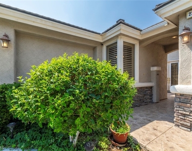 2215 Scarlet Rose Drive - Photo Thumbnail 3