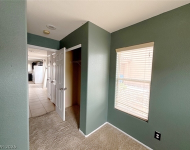 824 Blushing Rose Place - Photo Thumbnail 18