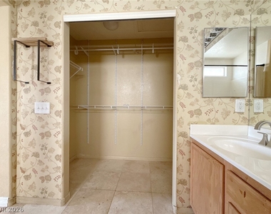 824 Blushing Rose Place - Photo Thumbnail 13