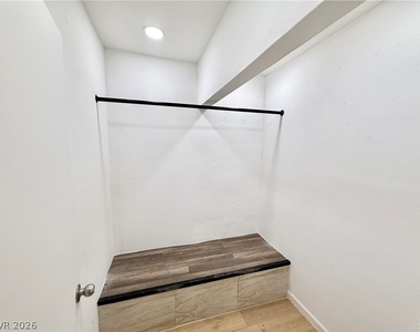 510 E Simkins Road - Photo Thumbnail 5