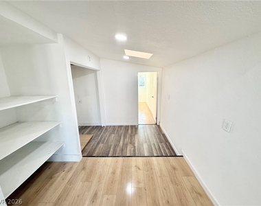 510 E Simkins Road - Photo Thumbnail 12