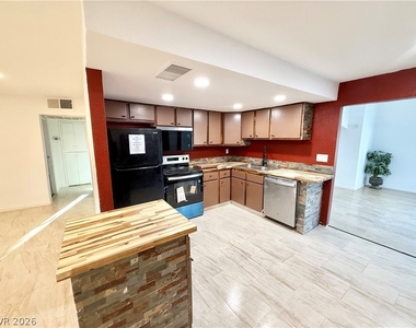 510 E Simkins Road - Photo Thumbnail 7