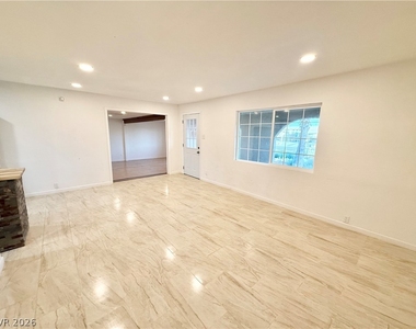 510 E Simkins Road - Photo Thumbnail 6