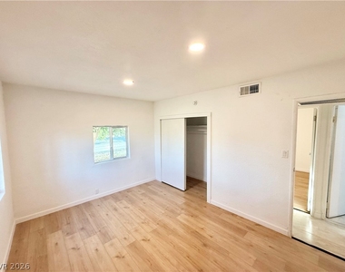 510 E Simkins Road - Photo Thumbnail 9