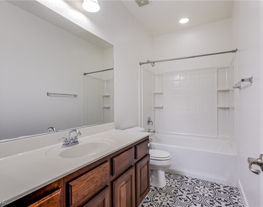 11518 Belmont Lake Drive - Photo Thumbnail 17