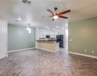 11518 Belmont Lake Drive - Photo Thumbnail 5