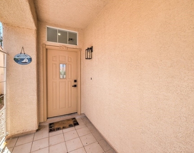 1712 Pinion Mesa Court - Photo Thumbnail 3