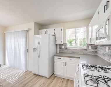 1712 Pinion Mesa Court - Photo Thumbnail 15