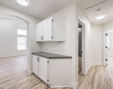 1712 Pinion Mesa Court - Photo Thumbnail 16