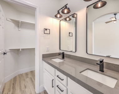 1712 Pinion Mesa Court - Photo Thumbnail 21