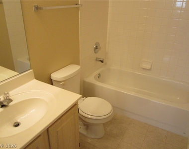 10242 Rocky Tree Street - Photo Thumbnail 8