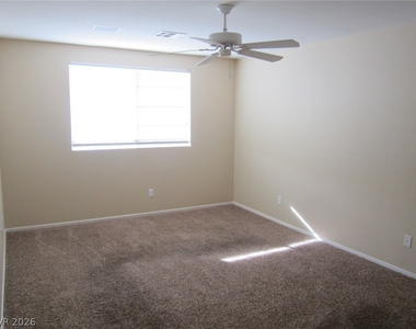 10242 Rocky Tree Street - Photo Thumbnail 4