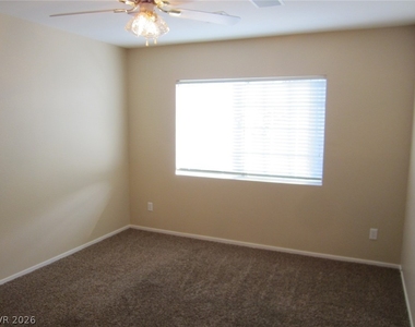 10242 Rocky Tree Street - Photo Thumbnail 6