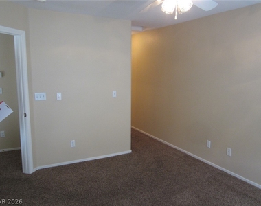 10242 Rocky Tree Street - Photo Thumbnail 7