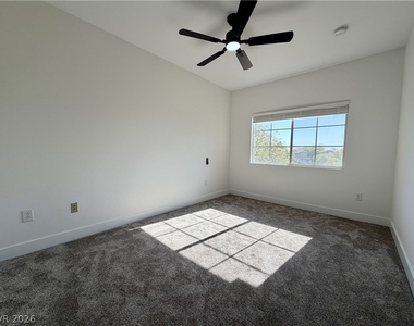 833 Aspen Peak Loop - Photo Thumbnail 9