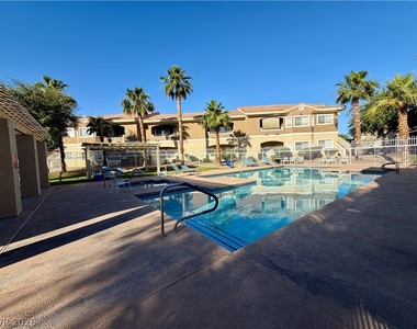 833 Aspen Peak Loop - Photo Thumbnail 11