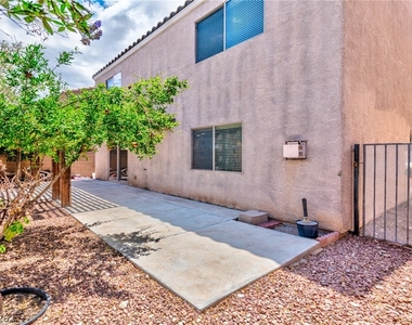 8940 Marmo Avenue - Photo Thumbnail 16