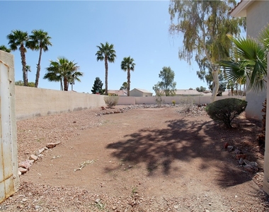 7613 Mooring Avenue - Photo Thumbnail 26