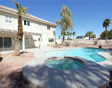 7613 Mooring Avenue - Photo Thumbnail 29