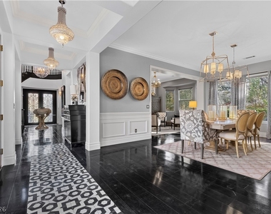10212 Stone Briar Court - Photo Thumbnail 9