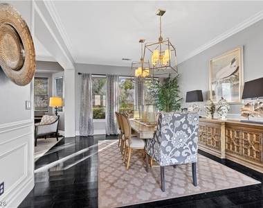 10212 Stone Briar Court - Photo Thumbnail 8