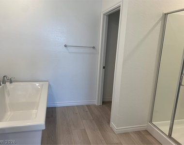 2555 Hampton Road - Photo Thumbnail 20