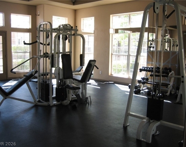 8046 Arcadian Lane - Photo Thumbnail 3