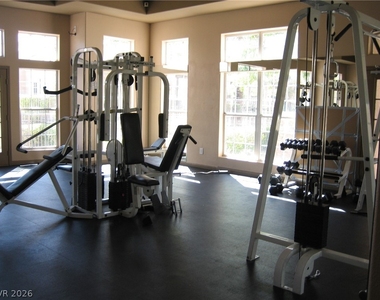8046 Arcadian Lane - Photo Thumbnail 4
