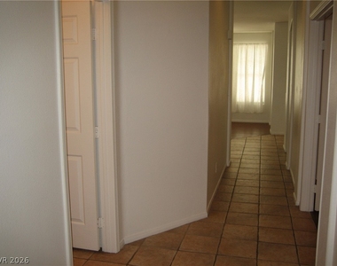 8046 Arcadian Lane - Photo Thumbnail 22
