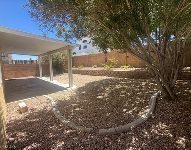 8313 Valleybreeze Avenue - Photo Thumbnail 15