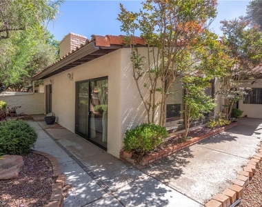2204 Plaza Del Robles - Photo Thumbnail 32
