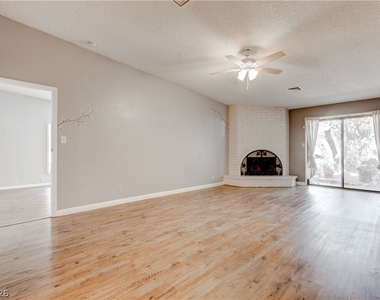 2204 Plaza Del Robles - Photo Thumbnail 19
