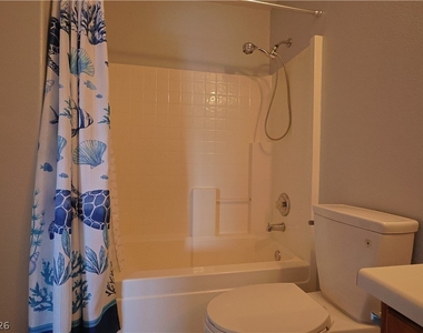 6113 Crystal Talon Street - Photo Thumbnail 28