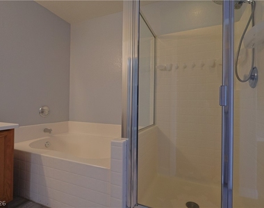 6113 Crystal Talon Street - Photo Thumbnail 21