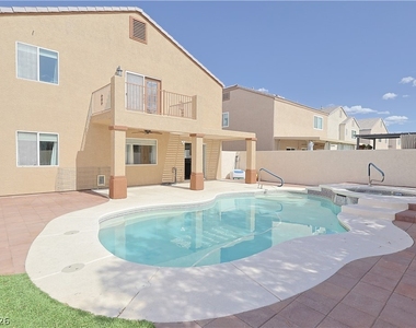 6113 Crystal Talon Street - Photo Thumbnail 34