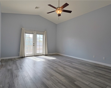 6113 Crystal Talon Street - Photo Thumbnail 17