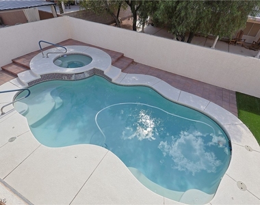 6113 Crystal Talon Street - Photo Thumbnail 32