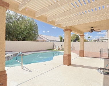 6113 Crystal Talon Street - Photo Thumbnail 30