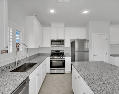 5879 Alcott Grove Court - Photo Thumbnail 14