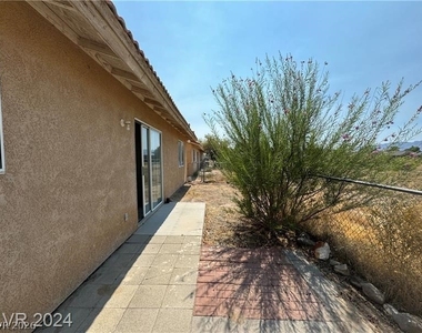 1040 Marne Court - Photo Thumbnail 11