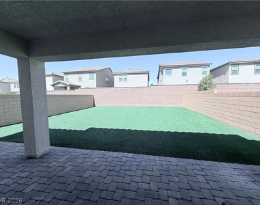 7069 Stockton Dunes Street - Photo Thumbnail 19