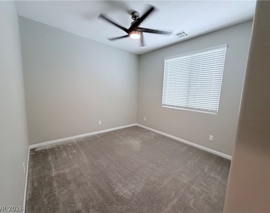 7069 Stockton Dunes Street - Photo Thumbnail 16