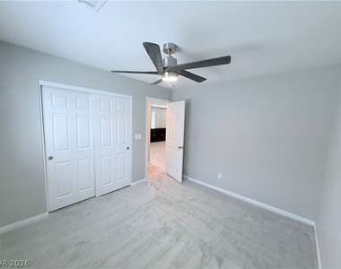 7069 Stockton Dunes Street - Photo Thumbnail 10