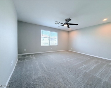 7069 Stockton Dunes Street - Photo Thumbnail 5