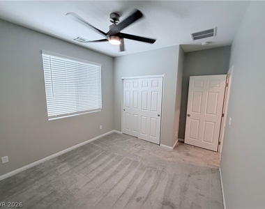 7069 Stockton Dunes Street - Photo Thumbnail 15
