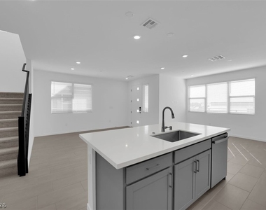 1576 Hopeful Lark Lane - Photo Thumbnail 15