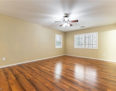 7741 Donner Peak Street - Photo Thumbnail 9