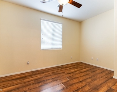 7741 Donner Peak Street - Photo Thumbnail 20