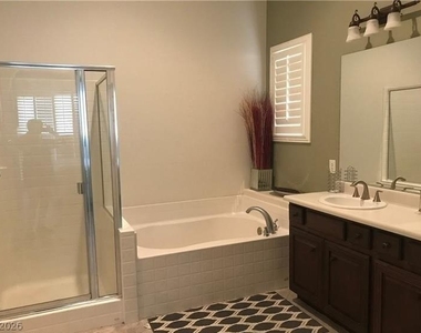 196 Spring Hollow Drive - Photo Thumbnail 9
